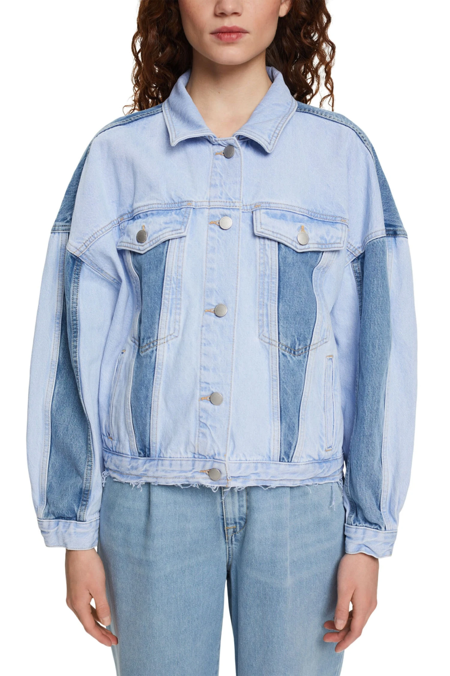 Edc By Esprit Jeansjacke Im Patchwork-Look Blue Light Washed 2 Edc By Esprit Jeansjacke Im Patchwork-Look Blue Light Washed - Image 2