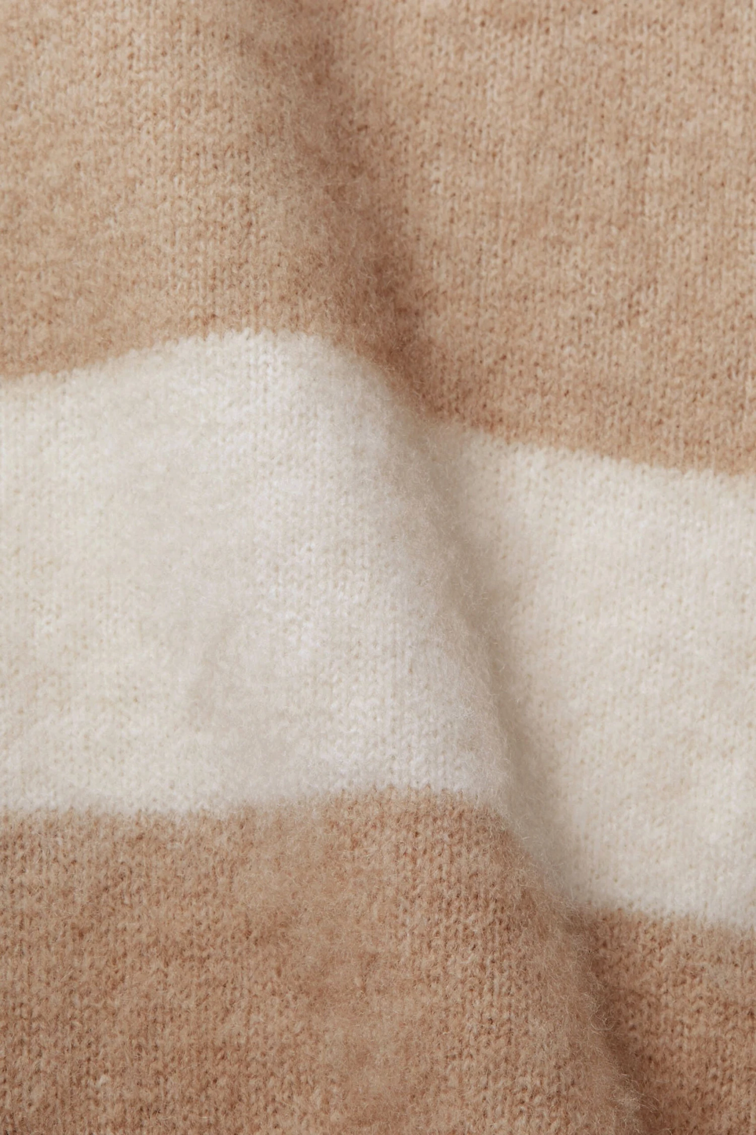 ESPRIT Gestreifter Pullover Sand 4 ESPRIT Gestreifter Pullover Sand - Image 4